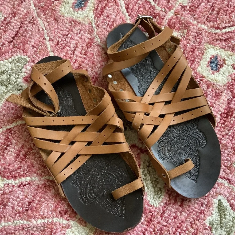 Free People Yellow Leather Strappy Sandals Sz 7.5 (38 UK) Ankle Strap, Toe Strap - Picture 4 of 5